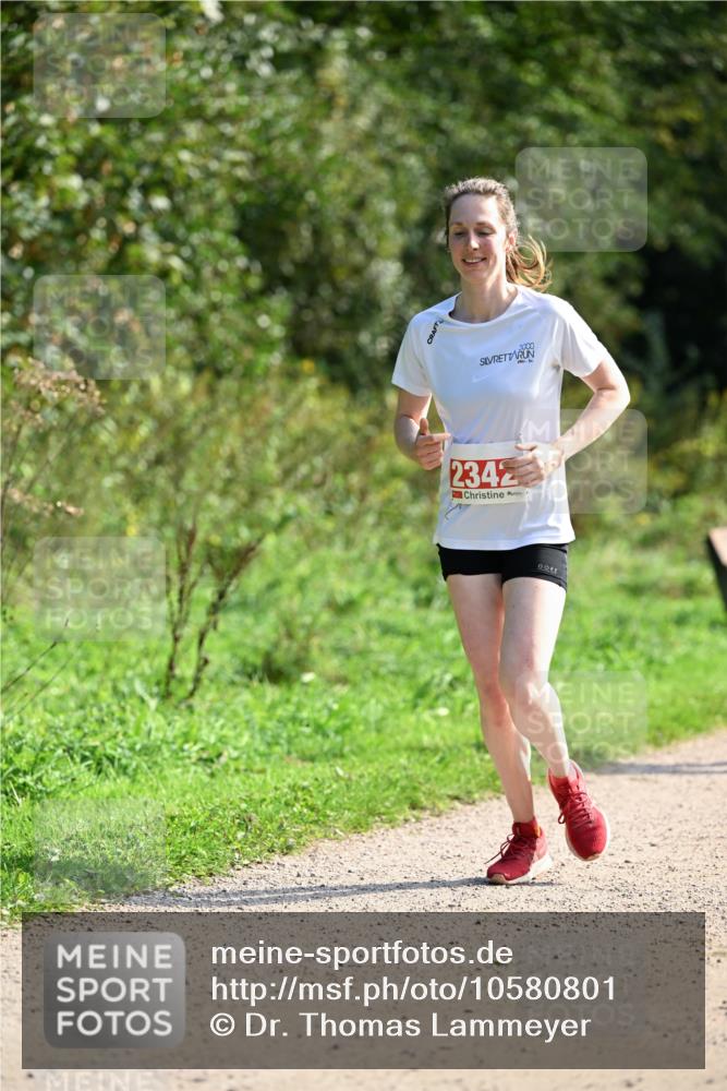 27.09.2026 - 35. Volkslauf durch das schöne Alstertal Dr. Thomas Lammeyer http://msf.ph/oto/10580801 27.09.2026 12:19:28 Laufen 2342 meine-sportfotos.de