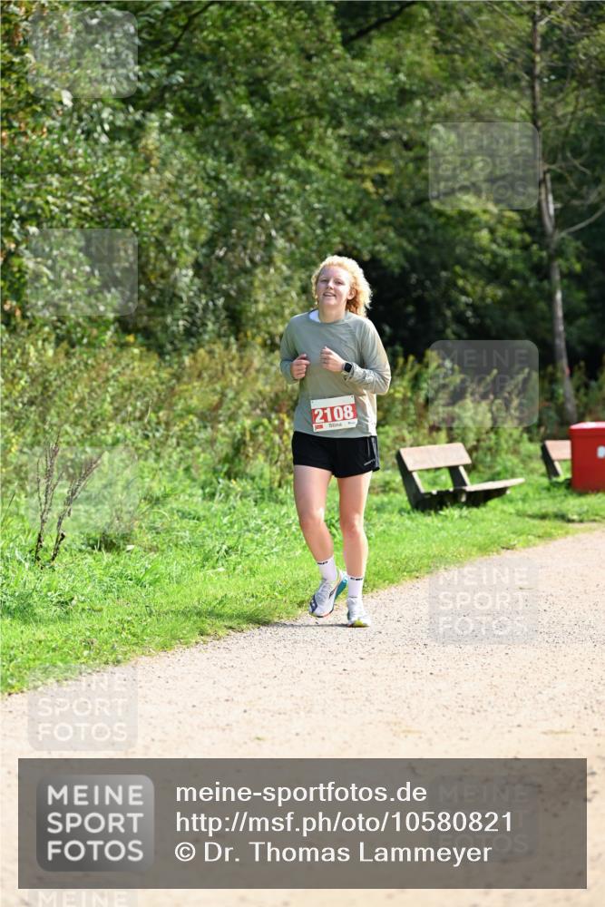 27.09.2026 - 35. Volkslauf durch das schöne Alstertal Dr. Thomas Lammeyer http://msf.ph/oto/10580821 27.09.2026 12:20:07 Laufen 2108 meine-sportfotos.de