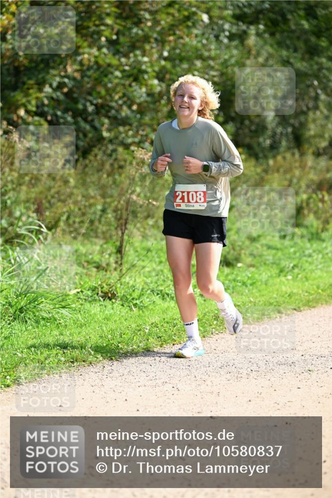 27.09.2026 - 35. Volkslauf durch das schöne Alstertal Dr. Thomas Lammeyer http://msf.ph/oto/10580837 27.09.2026 12:20:08 Laufen 2108 meine-sportfotos.de
