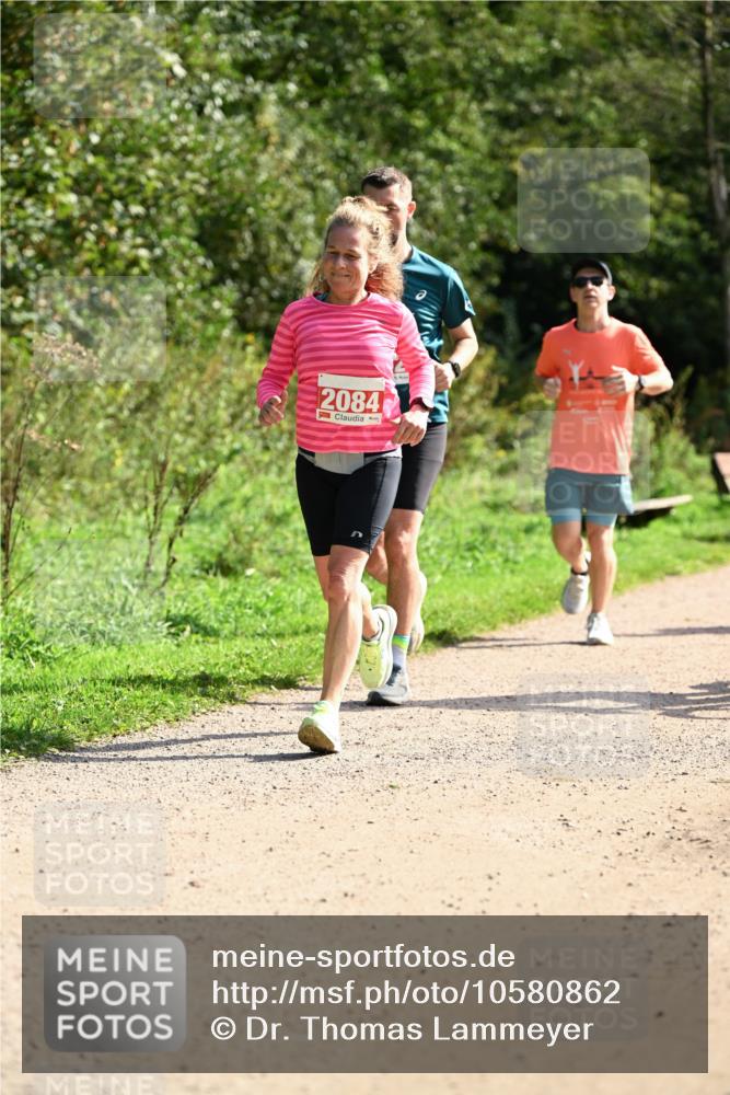 27.09.2026 - 35. Volkslauf durch das schöne Alstertal Dr. Thomas Lammeyer http://msf.ph/oto/10580862 27.09.2026 12:20:22 Laufen 2084 meine-sportfotos.de
