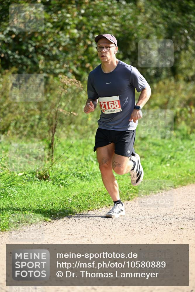 27.09.2026 - 35. Volkslauf durch das schöne Alstertal Dr. Thomas Lammeyer http://msf.ph/oto/10580889 27.09.2026 12:21:02 Laufen 2168 meine-sportfotos.de