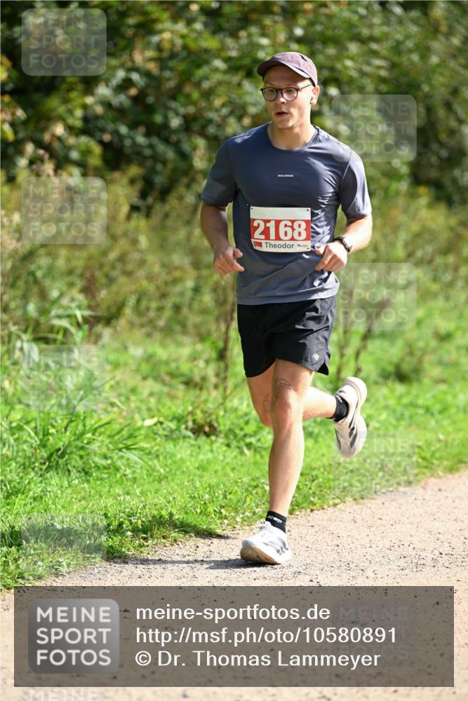 27.09.2026 - 35. Volkslauf durch das schöne Alstertal Dr. Thomas Lammeyer http://msf.ph/oto/10580891 27.09.2026 12:21:02 Laufen 2168 meine-sportfotos.de