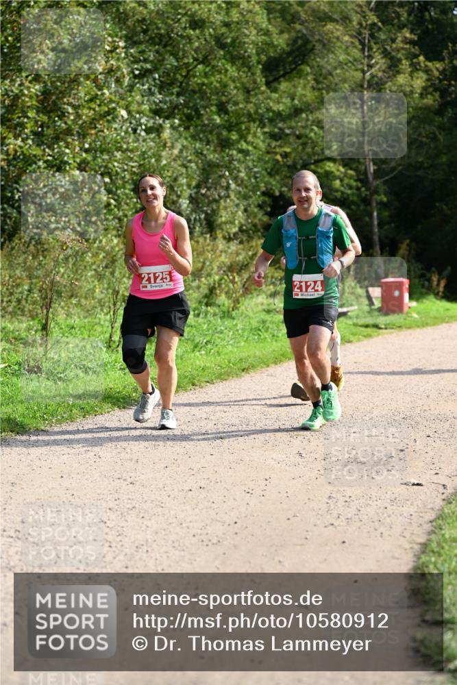 27.09.2026 - 35. Volkslauf durch das schöne Alstertal Dr. Thomas Lammeyer http://msf.ph/oto/10580912 27.09.2026 12:21:24 Laufen 2125, 2124 meine-sportfotos.de