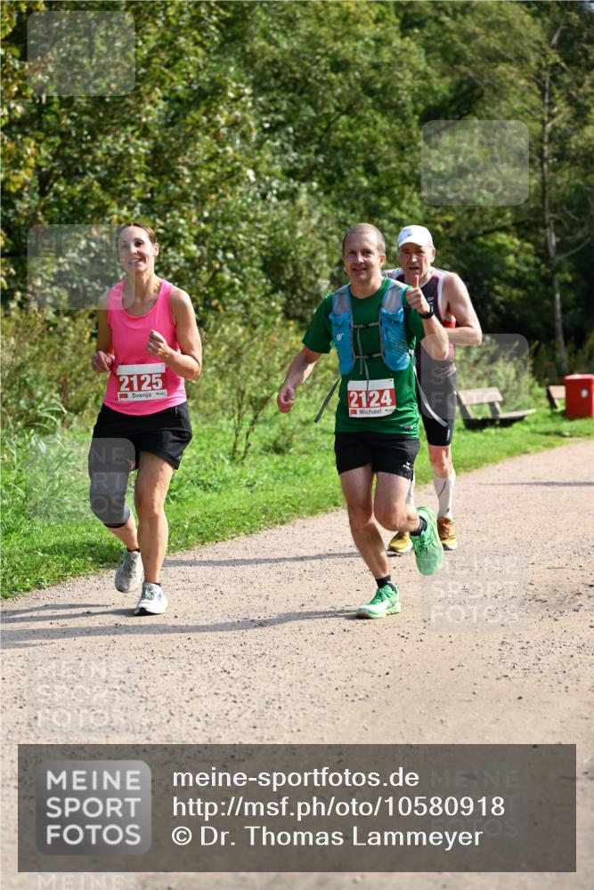 27.09.2026 - 35. Volkslauf durch das schöne Alstertal Dr. Thomas Lammeyer http://msf.ph/oto/10580918 27.09.2026 12:21:25 Laufen 2125, 2124 meine-sportfotos.de