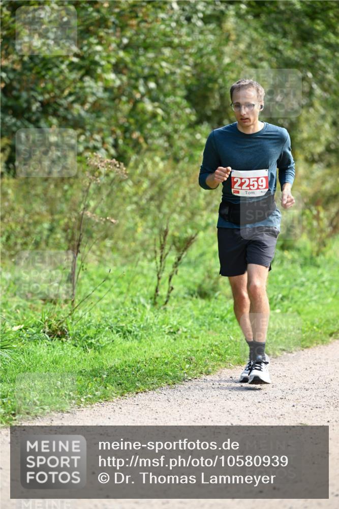 27.09.2026 - 35. Volkslauf durch das schöne Alstertal Dr. Thomas Lammeyer http://msf.ph/oto/10580939 27.09.2026 12:21:33 Laufen 2259 meine-sportfotos.de