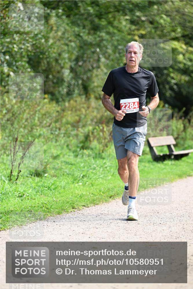 27.09.2026 - 35. Volkslauf durch das schöne Alstertal Dr. Thomas Lammeyer http://msf.ph/oto/10580951 27.09.2026 12:21:38 Laufen 2284 meine-sportfotos.de