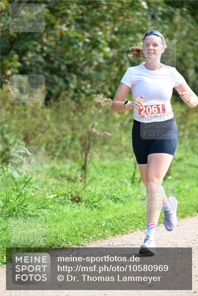 27.09.2026 - 35. Volkslauf durch das schöne Alstertal Dr. Thomas Lammeyer http://msf.ph/oto/10580969 27.09.2026 12:21:43 Laufen 2061 meine-sportfotos.de