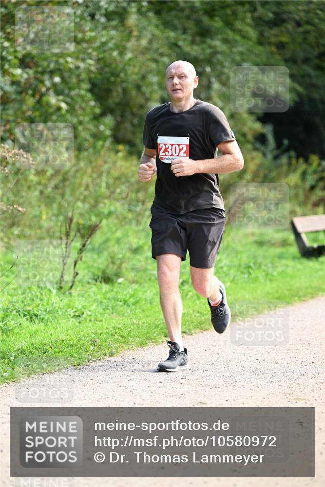 27.09.2026 - 35. Volkslauf durch das schöne Alstertal Dr. Thomas Lammeyer http://msf.ph/oto/10580972 27.09.2026 12:21:46 Laufen 2302 meine-sportfotos.de