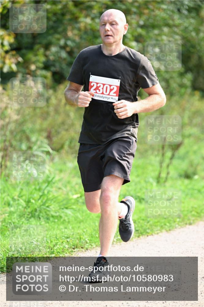 27.09.2026 - 35. Volkslauf durch das schöne Alstertal Dr. Thomas Lammeyer http://msf.ph/oto/10580983 27.09.2026 12:21:47 Laufen 2302 meine-sportfotos.de