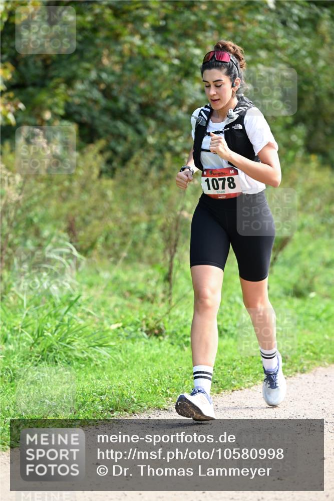 27.09.2026 - 35. Volkslauf durch das schöne Alstertal Dr. Thomas Lammeyer http://msf.ph/oto/10580998 27.09.2026 12:21:58 Laufen 1078 meine-sportfotos.de