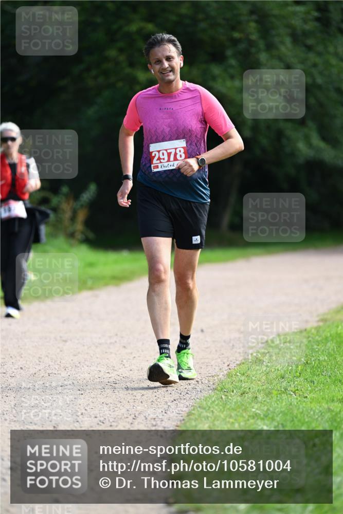 27.09.2026 - 35. Volkslauf durch das schöne Alstertal Dr. Thomas Lammeyer http://msf.ph/oto/10581004 27.09.2026 12:22:07 Laufen 2978 meine-sportfotos.de