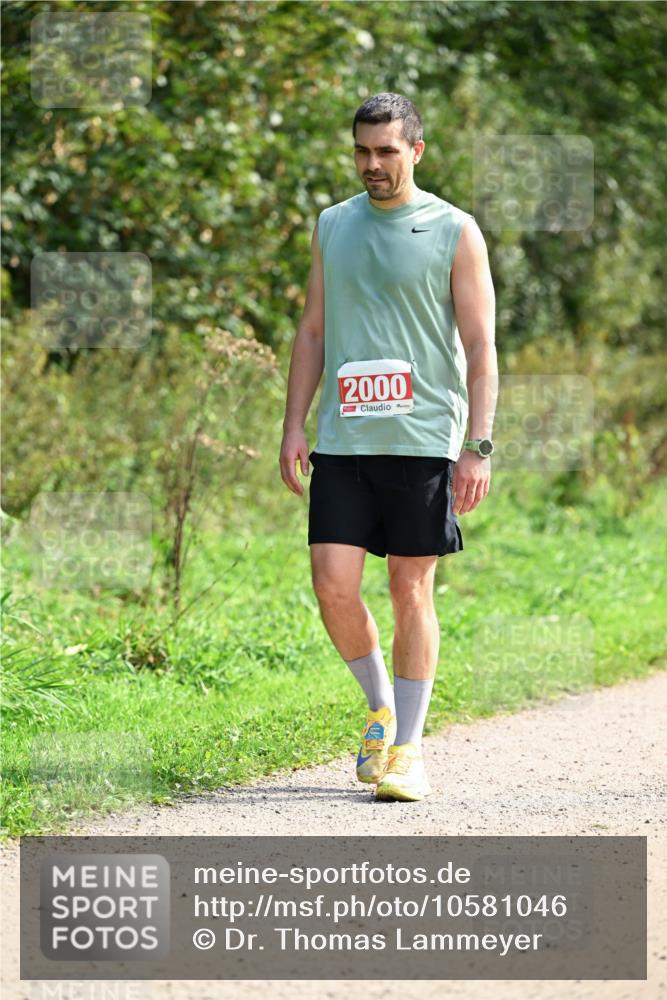 27.09.2026 - 35. Volkslauf durch das schöne Alstertal Dr. Thomas Lammeyer http://msf.ph/oto/10581046 27.09.2026 12:22:30 Laufen 2000 meine-sportfotos.de