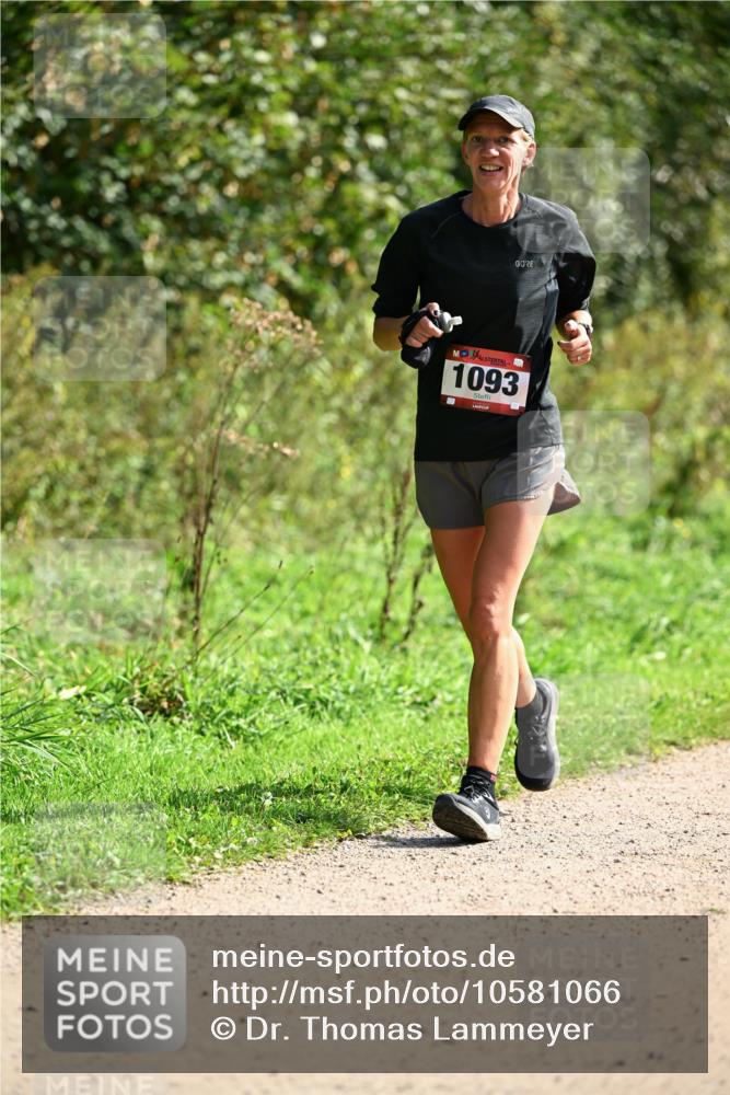 27.09.2026 - 35. Volkslauf durch das schöne Alstertal Dr. Thomas Lammeyer http://msf.ph/oto/10581066 27.09.2026 12:22:51 Laufen 1093 meine-sportfotos.de