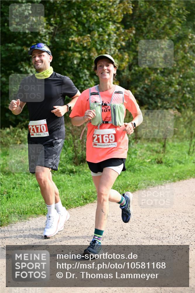 27.09.2026 - 35. Volkslauf durch das schöne Alstertal Dr. Thomas Lammeyer http://msf.ph/oto/10581168 27.09.2026 12:23:52 Laufen 2170, 2169 meine-sportfotos.de