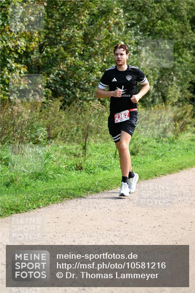 27.09.2026 - 35. Volkslauf durch das schöne Alstertal Dr. Thomas Lammeyer http://msf.ph/oto/10581216 27.09.2026 12:24:33 Laufen 2362 meine-sportfotos.de