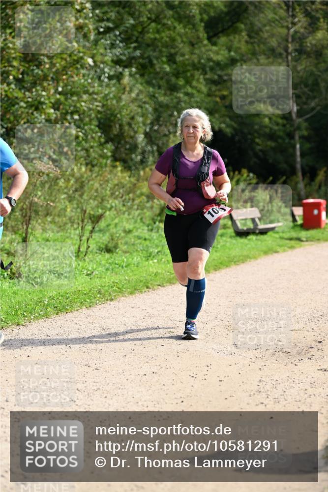 27.09.2026 - 35. Volkslauf durch das schöne Alstertal Dr. Thomas Lammeyer http://msf.ph/oto/10581291 27.09.2026 12:24:49 Laufen 10 meine-sportfotos.de
