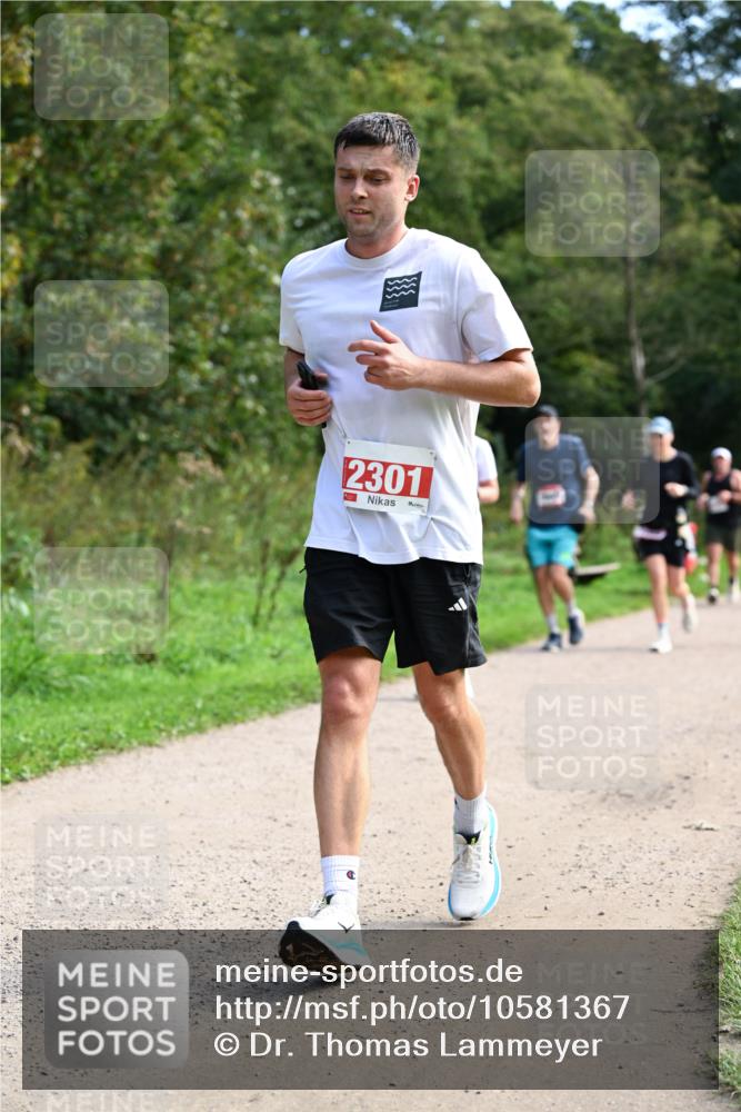 27.09.2026 - 35. Volkslauf durch das schöne Alstertal Dr. Thomas Lammeyer http://msf.ph/oto/10581367 27.09.2026 12:25:14 Laufen 2301 meine-sportfotos.de