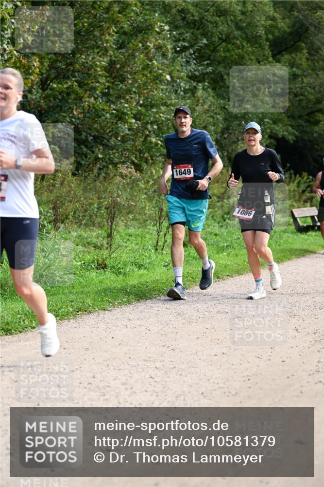 27.09.2026 - 35. Volkslauf durch das schöne Alstertal Dr. Thomas Lammeyer http://msf.ph/oto/10581379 27.09.2026 12:25:16 Laufen 1649, 1086 meine-sportfotos.de