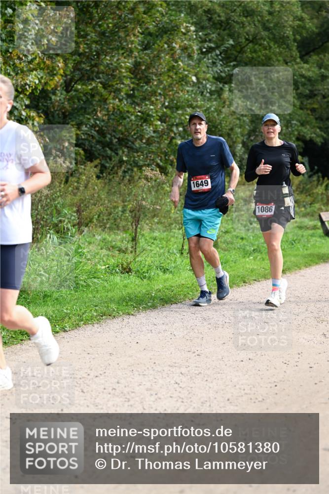 27.09.2026 - 35. Volkslauf durch das schöne Alstertal Dr. Thomas Lammeyer http://msf.ph/oto/10581380 27.09.2026 12:25:16 Laufen 1649, 1086 meine-sportfotos.de