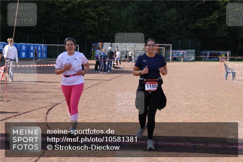 27.09.2026 - 35. Volkslauf durch das schöne Alstertal Strokosch-Dieckow http://msf.ph/oto/10581381 27.09.2026 13:00:12 Ziel 1105, 1155 meine-sportfotos.de