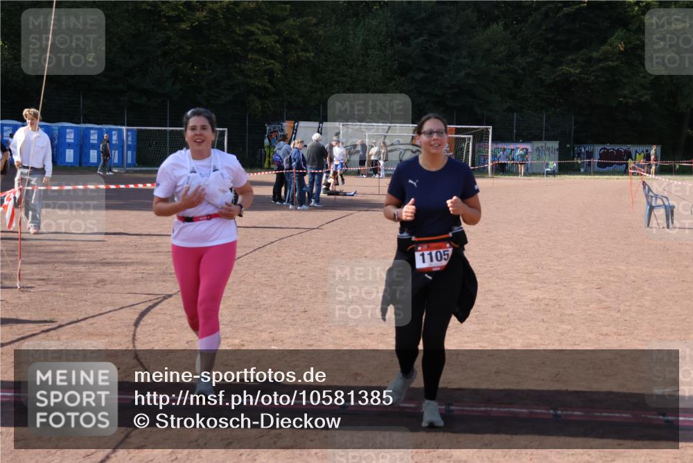 27.09.2026 - 35. Volkslauf durch das schöne Alstertal Strokosch-Dieckow http://msf.ph/oto/10581385 27.09.2026 13:00:12 Ziel 1105, 1155 meine-sportfotos.de