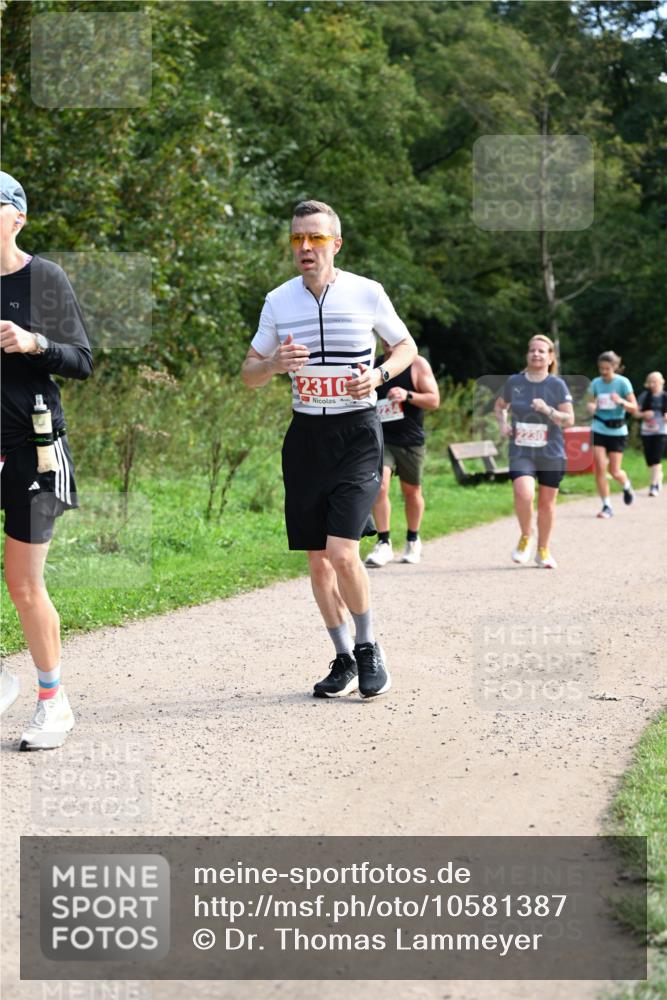 27.09.2026 - 35. Volkslauf durch das schöne Alstertal Dr. Thomas Lammeyer http://msf.ph/oto/10581387 27.09.2026 12:25:18 Laufen 2310, 2230 meine-sportfotos.de