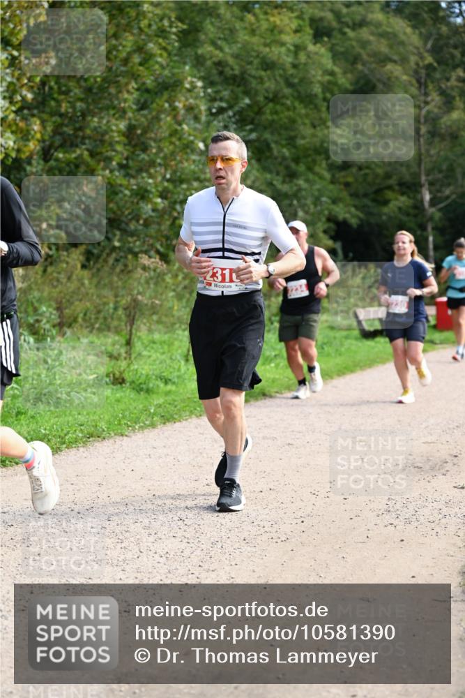 27.09.2026 - 35. Volkslauf durch das schöne Alstertal Dr. Thomas Lammeyer http://msf.ph/oto/10581390 27.09.2026 12:25:18 Laufen 231 meine-sportfotos.de
