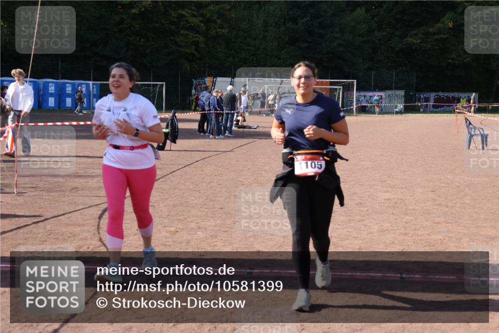 27.09.2026 - 35. Volkslauf durch das schöne Alstertal Strokosch-Dieckow http://msf.ph/oto/10581399 27.09.2026 13:00:12 Ziel 1105, 1155 meine-sportfotos.de