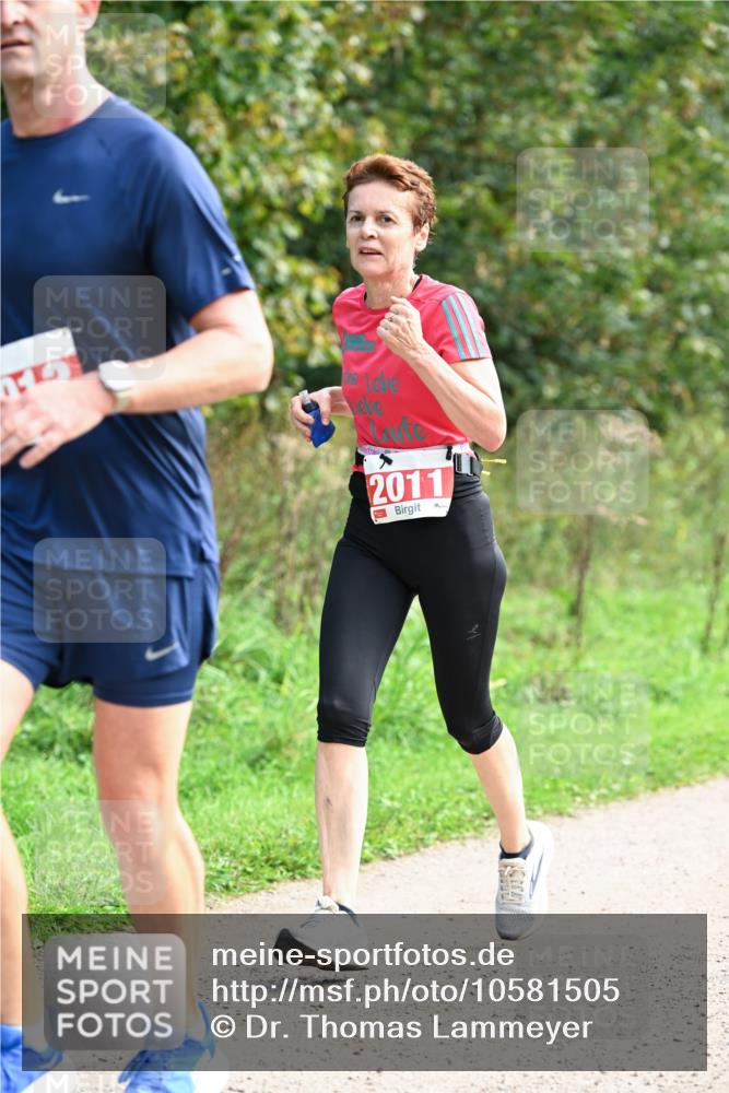 27.09.2026 - 35. Volkslauf durch das schöne Alstertal Dr. Thomas Lammeyer http://msf.ph/oto/10581505 27.09.2026 12:25:49 Laufen 2011 meine-sportfotos.de