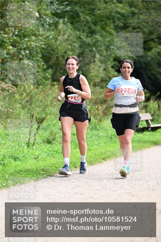 27.09.2026 - 35. Volkslauf durch das schöne Alstertal Dr. Thomas Lammeyer http://msf.ph/oto/10581524 27.09.2026 12:25:57 Laufen 2248, 2245 meine-sportfotos.de