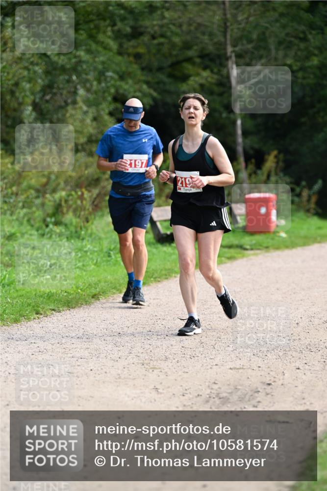 27.09.2026 - 35. Volkslauf durch das schöne Alstertal Dr. Thomas Lammeyer http://msf.ph/oto/10581574 27.09.2026 12:26:31 Laufen 197, 219 meine-sportfotos.de