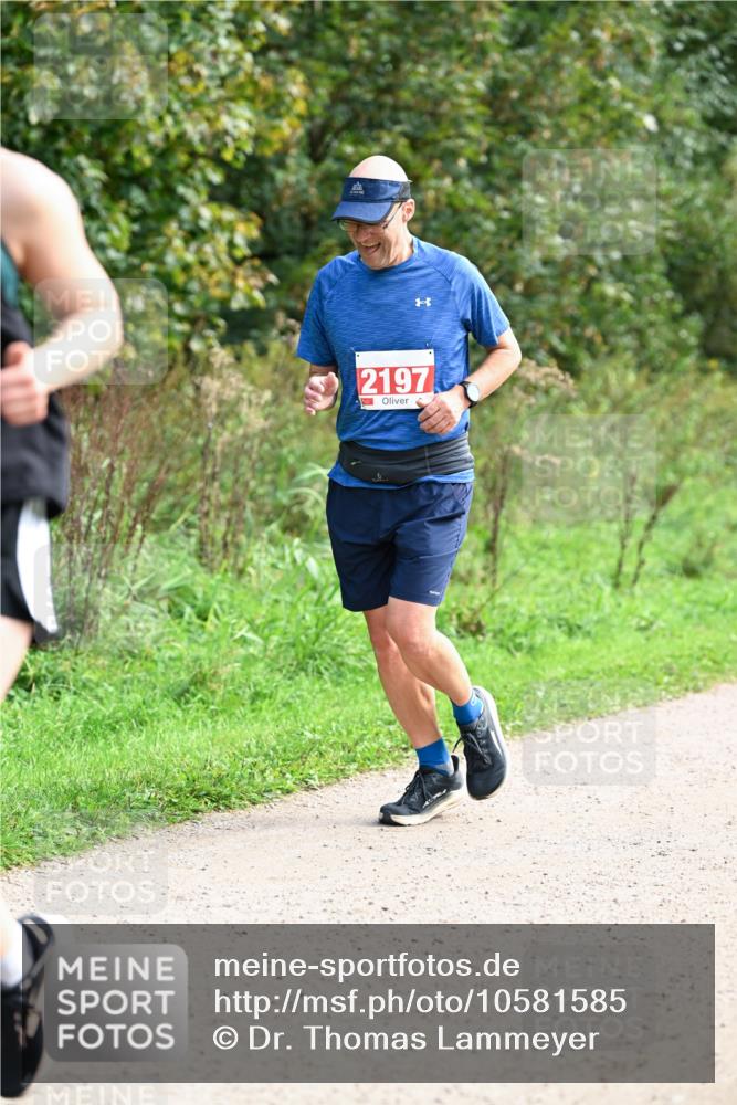 27.09.2026 - 35. Volkslauf durch das schöne Alstertal Dr. Thomas Lammeyer http://msf.ph/oto/10581585 27.09.2026 12:26:34 Laufen 2197 meine-sportfotos.de