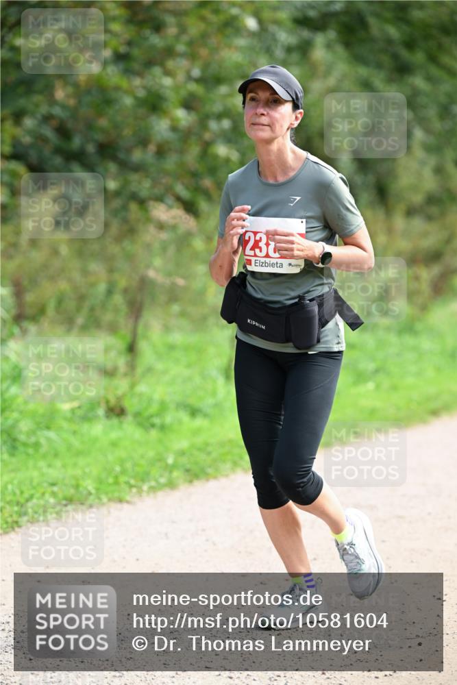 27.09.2026 - 35. Volkslauf durch das schöne Alstertal Dr. Thomas Lammeyer http://msf.ph/oto/10581604 27.09.2026 12:26:43 Laufen 7, 23 meine-sportfotos.de
