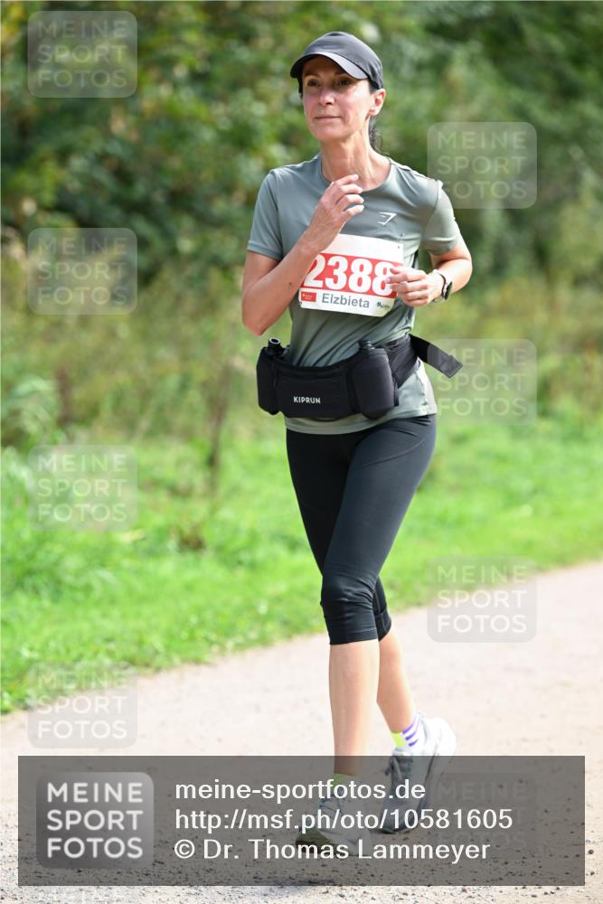 27.09.2026 - 35. Volkslauf durch das schöne Alstertal Dr. Thomas Lammeyer http://msf.ph/oto/10581605 27.09.2026 12:26:43 Laufen 7, 2388 meine-sportfotos.de