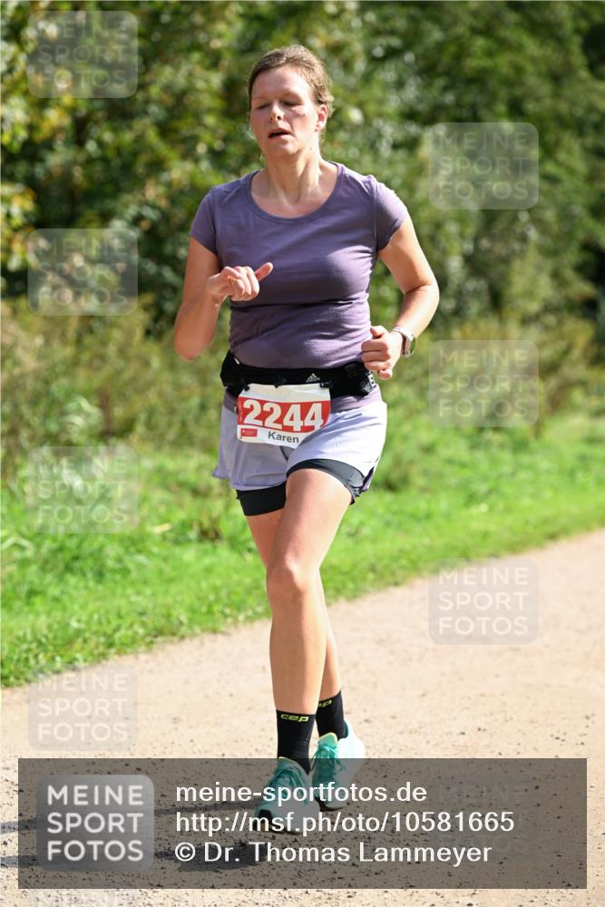 27.09.2026 - 35. Volkslauf durch das schöne Alstertal Dr. Thomas Lammeyer http://msf.ph/oto/10581665 27.09.2026 12:27:29 Laufen 2244 meine-sportfotos.de