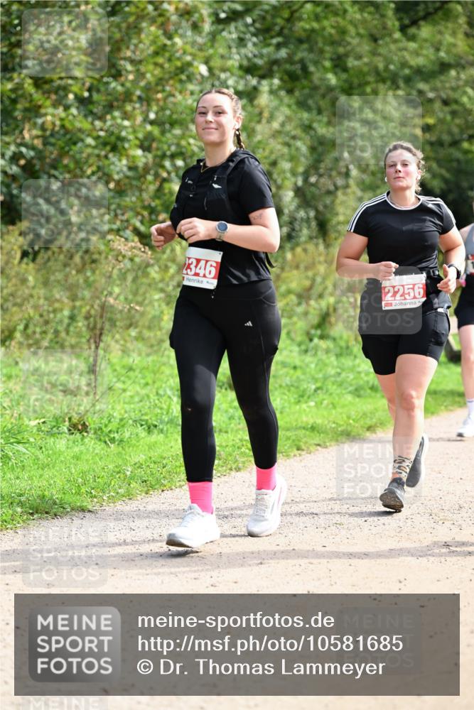 27.09.2026 - 35. Volkslauf durch das schöne Alstertal Dr. Thomas Lammeyer http://msf.ph/oto/10581685 27.09.2026 12:27:50 Laufen 346, 2256 meine-sportfotos.de