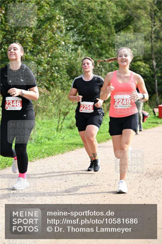 27.09.2026 - 35. Volkslauf durch das schöne Alstertal Dr. Thomas Lammeyer http://msf.ph/oto/10581686 27.09.2026 12:27:50 Laufen 2346, 2256, 2249 meine-sportfotos.de