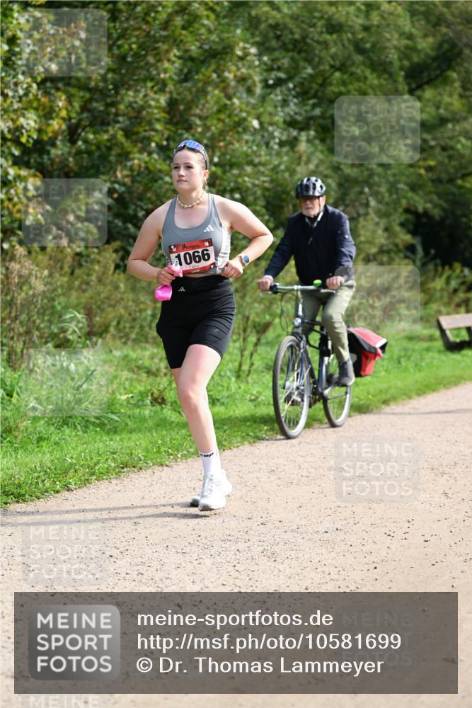 27.09.2026 - 35. Volkslauf durch das schöne Alstertal Dr. Thomas Lammeyer http://msf.ph/oto/10581699 27.09.2026 12:27:52 Laufen 1066 meine-sportfotos.de