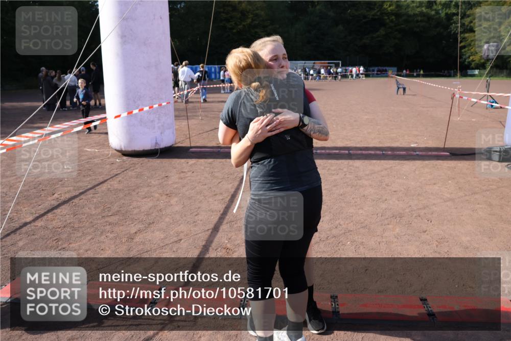 27.09.2026 - 35. Volkslauf durch das schöne Alstertal Strokosch-Dieckow http://msf.ph/oto/10581701 27.09.2026 13:02:35 Ziel  meine-sportfotos.de