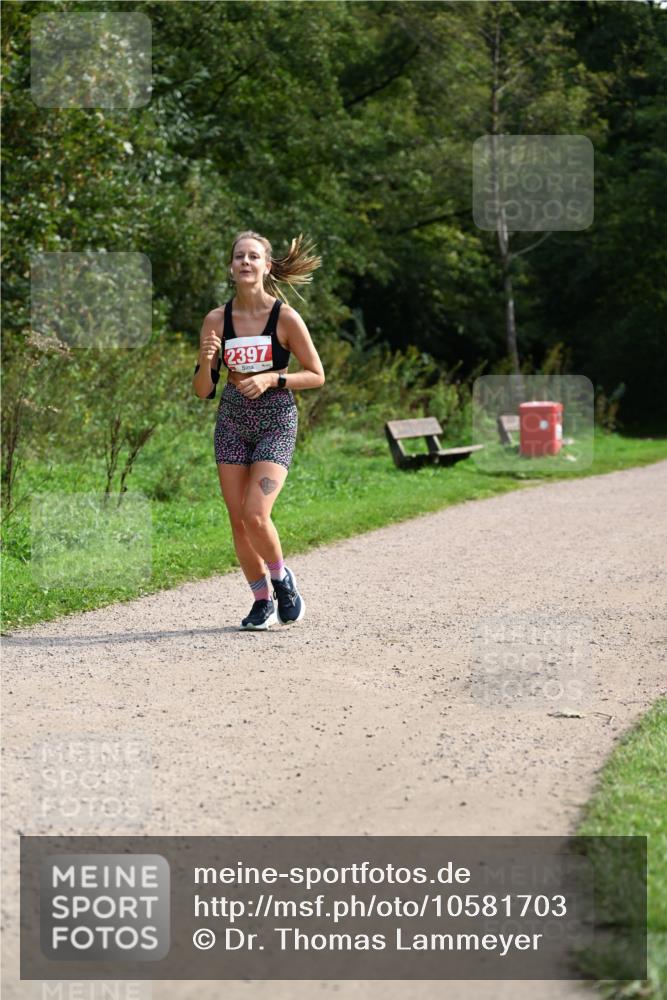 27.09.2026 - 35. Volkslauf durch das schöne Alstertal Dr. Thomas Lammeyer http://msf.ph/oto/10581703 27.09.2026 12:27:54 Laufen 2397 meine-sportfotos.de