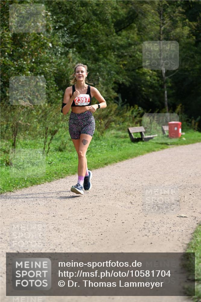 27.09.2026 - 35. Volkslauf durch das schöne Alstertal Dr. Thomas Lammeyer http://msf.ph/oto/10581704 27.09.2026 12:27:54 Laufen 2397 meine-sportfotos.de