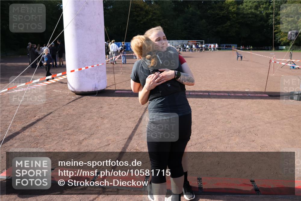 27.09.2026 - 35. Volkslauf durch das schöne Alstertal Strokosch-Dieckow http://msf.ph/oto/10581715 27.09.2026 13:02:35 Ziel  meine-sportfotos.de