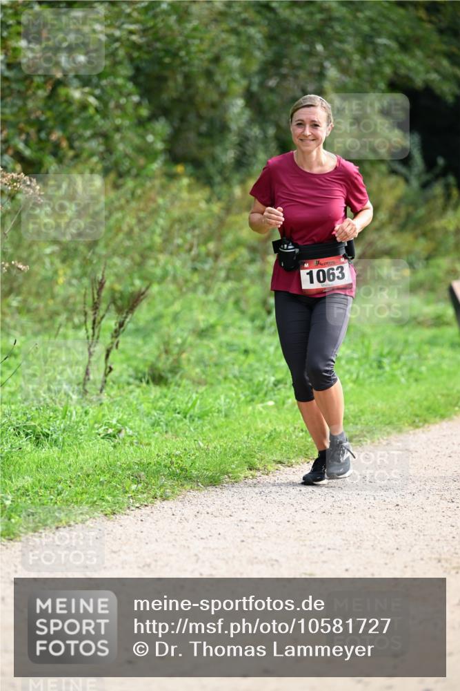 27.09.2026 - 35. Volkslauf durch das schöne Alstertal Dr. Thomas Lammeyer http://msf.ph/oto/10581727 27.09.2026 12:28:07 Laufen 1063 meine-sportfotos.de