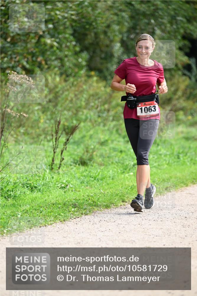 27.09.2026 - 35. Volkslauf durch das schöne Alstertal Dr. Thomas Lammeyer http://msf.ph/oto/10581729 27.09.2026 12:28:07 Laufen 1063 meine-sportfotos.de
