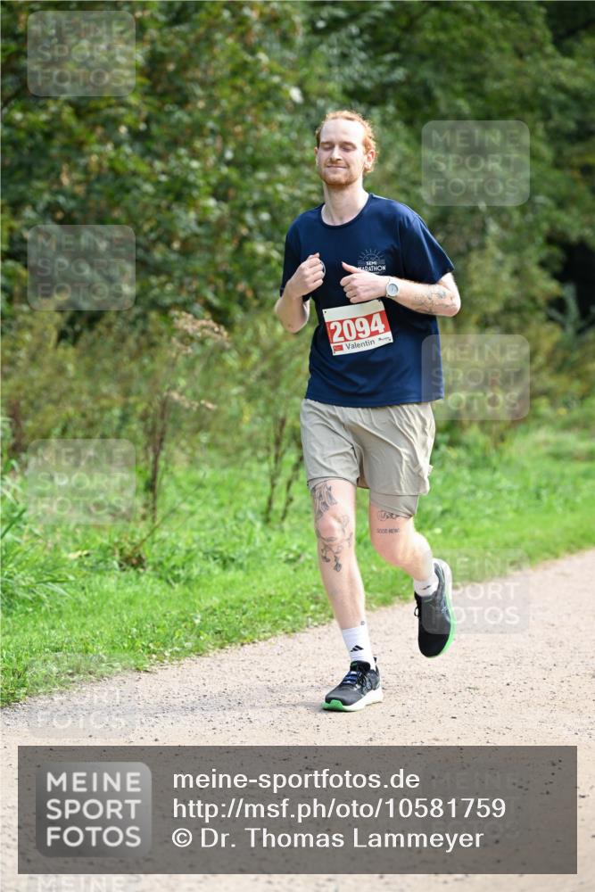 27.09.2026 - 35. Volkslauf durch das schöne Alstertal Dr. Thomas Lammeyer http://msf.ph/oto/10581759 27.09.2026 12:28:31 Laufen 2094 meine-sportfotos.de