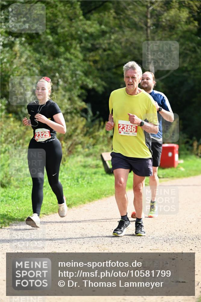 27.09.2026 - 35. Volkslauf durch das schöne Alstertal Dr. Thomas Lammeyer http://msf.ph/oto/10581799 27.09.2026 12:28:42 Laufen 2329, 2386 meine-sportfotos.de