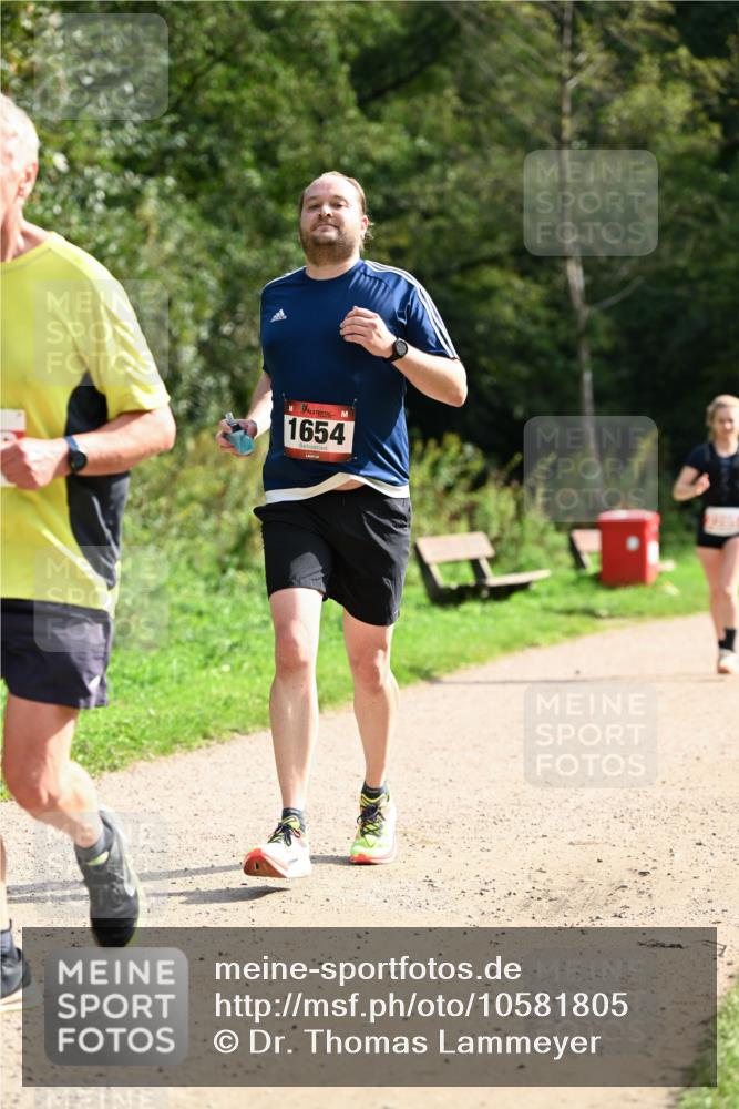 27.09.2026 - 35. Volkslauf durch das schöne Alstertal Dr. Thomas Lammeyer http://msf.ph/oto/10581805 27.09.2026 12:28:44 Laufen 1654 meine-sportfotos.de