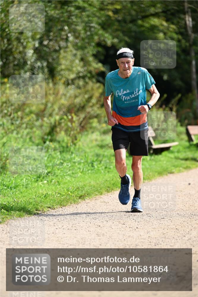 27.09.2026 - 35. Volkslauf durch das schöne Alstertal Dr. Thomas Lammeyer http://msf.ph/oto/10581864 27.09.2026 12:29:02 Laufen  meine-sportfotos.de