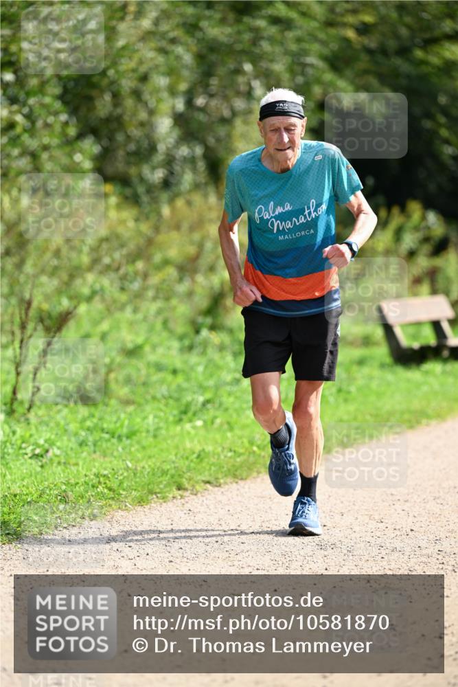 27.09.2026 - 35. Volkslauf durch das schöne Alstertal Dr. Thomas Lammeyer http://msf.ph/oto/10581870 27.09.2026 12:29:03 Laufen  meine-sportfotos.de