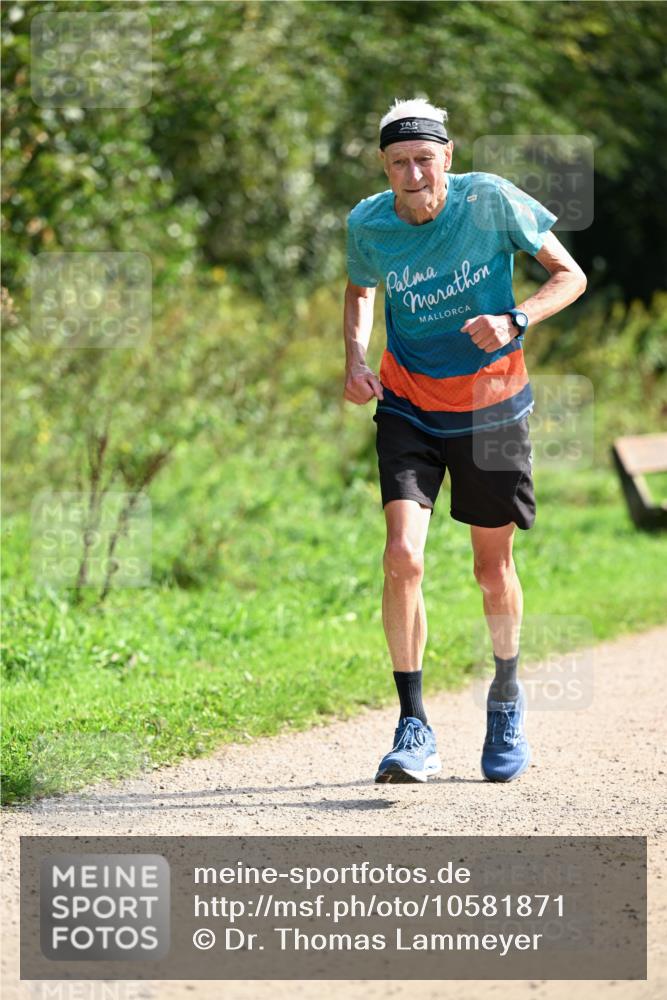27.09.2026 - 35. Volkslauf durch das schöne Alstertal Dr. Thomas Lammeyer http://msf.ph/oto/10581871 27.09.2026 12:29:03 Laufen  meine-sportfotos.de